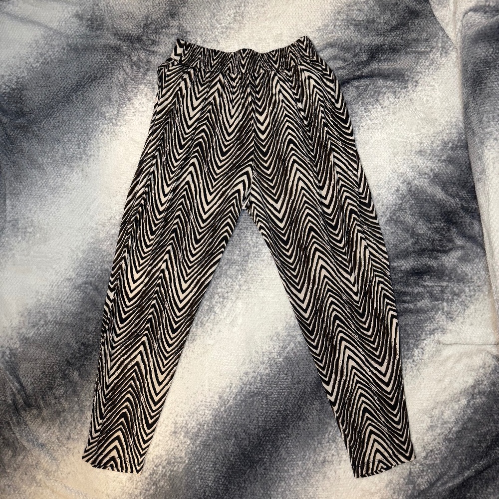 Women's Forever 21 Aladdin Style Pants